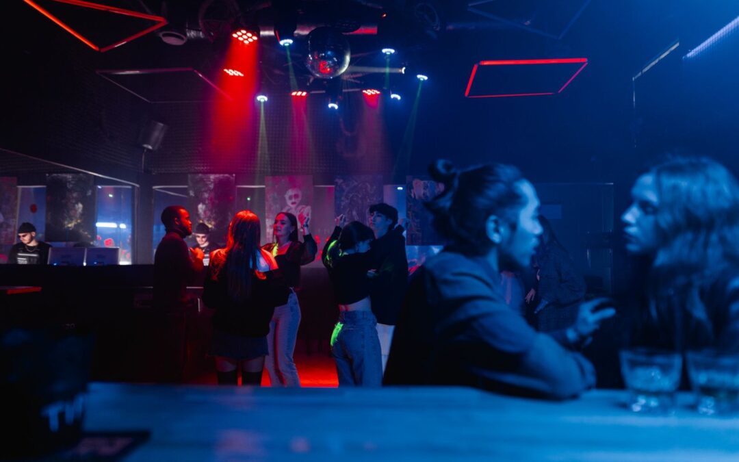 The Ultimate Bar Crawl Safety Guide: What Locals Know About Staying Smart While Bar Hopping in Boston, MA