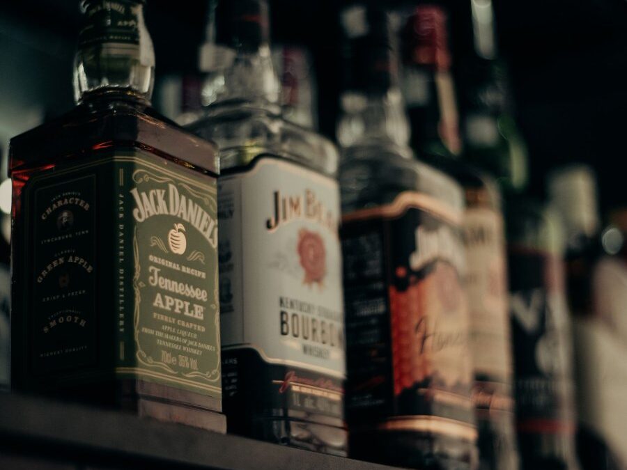 The Best Bar Crawl Apps and Planning Tools That Actually Make Nights Out Safer and More Organized in Boston, MA